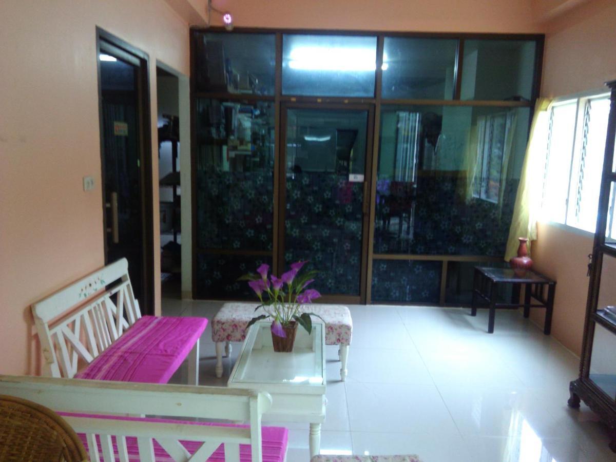 Chiangmai Bupatara Hotel Chiang Mai Bagian luar foto